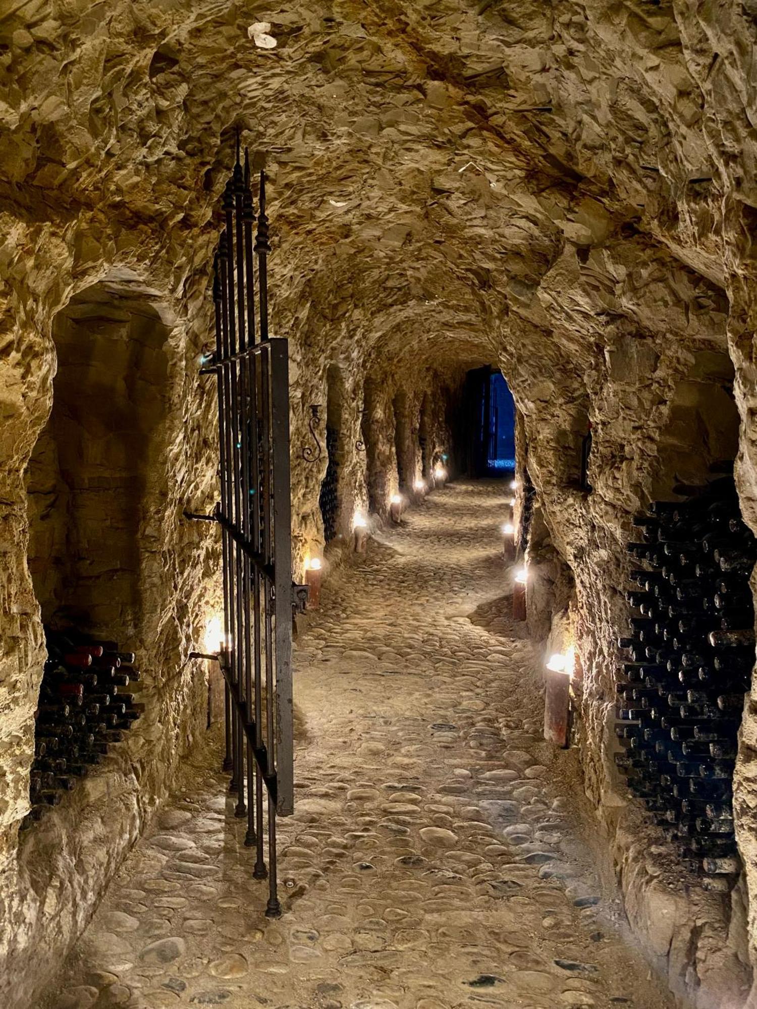 Tenuta Agricola La Cava- Cantina E Agriturismo San Damiano dʼAsti エクステリア 写真